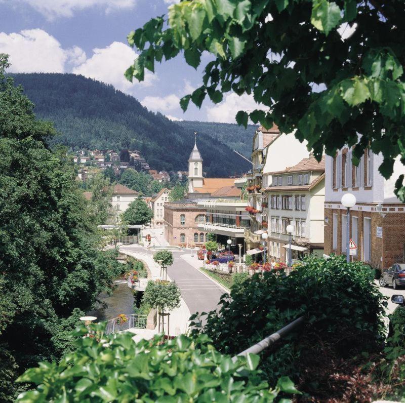 Hotel Traube Bad Wildbad Exterior photo
