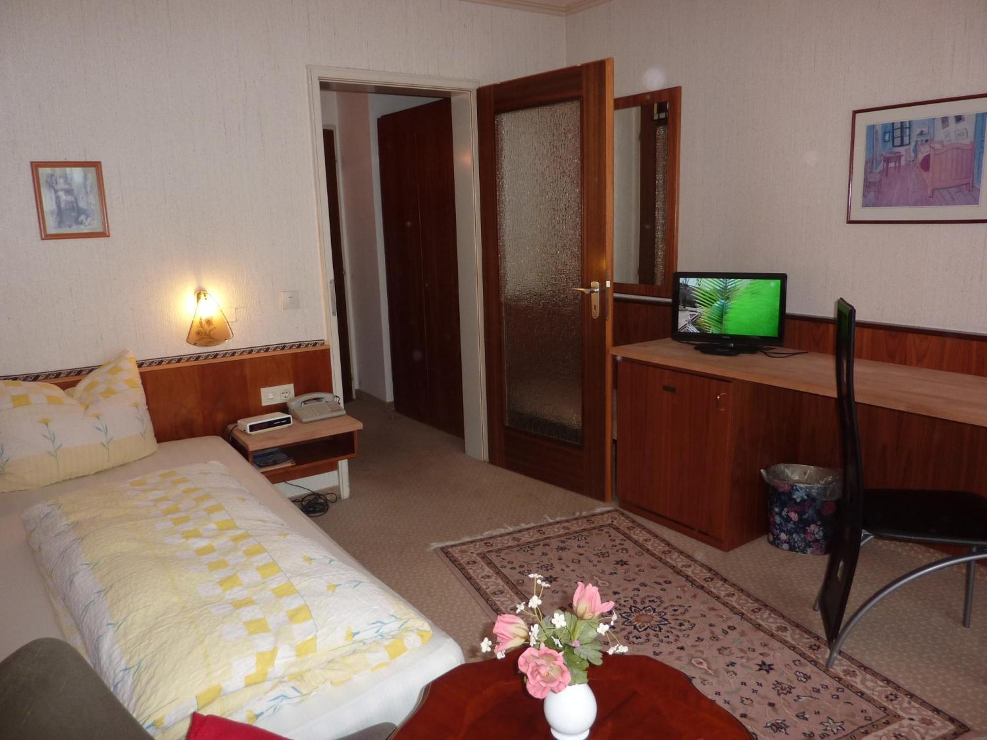 Hotel Traube Bad Wildbad Exterior photo